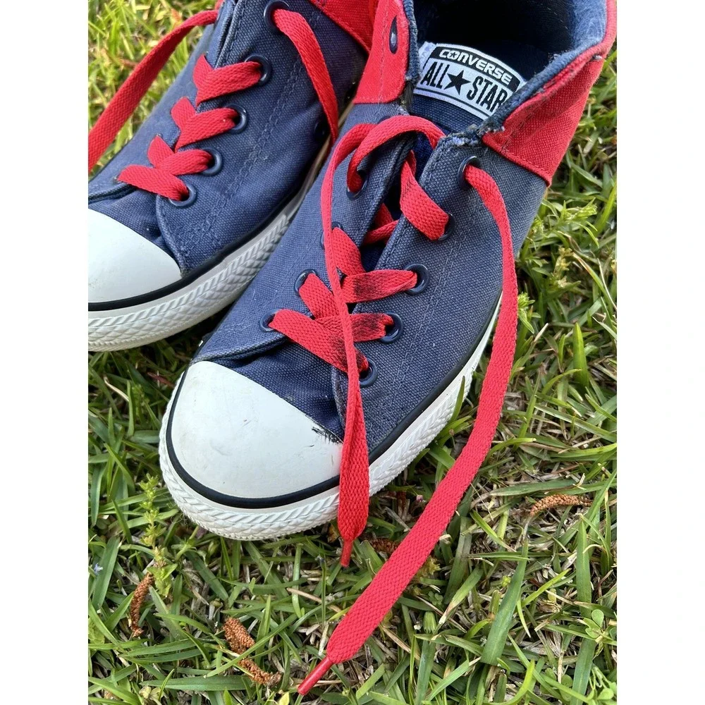 Converse Chuck Taylor Axel Mid Sneaker Navy Red Slip On Size US 5 Youth‎